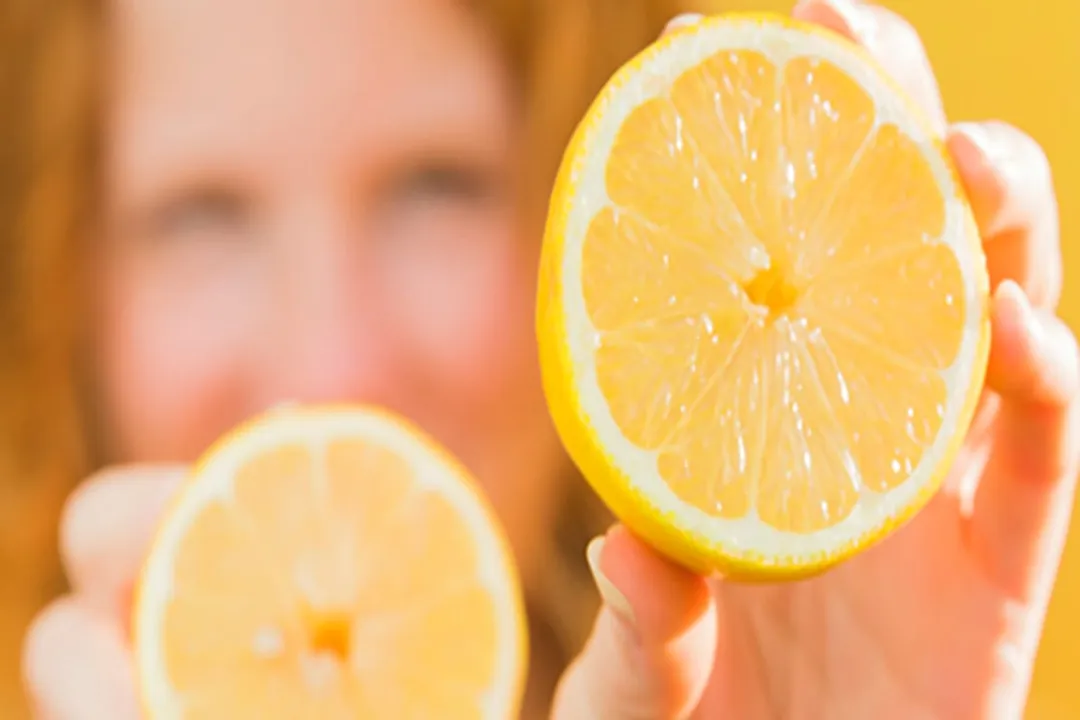 What foods contain carbonic acid?, Chemical Basis