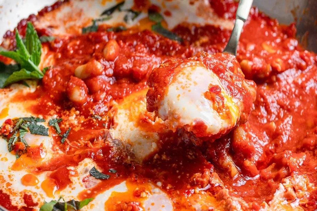 What is a typical Calabrian breakfast?, Sweet Dominance