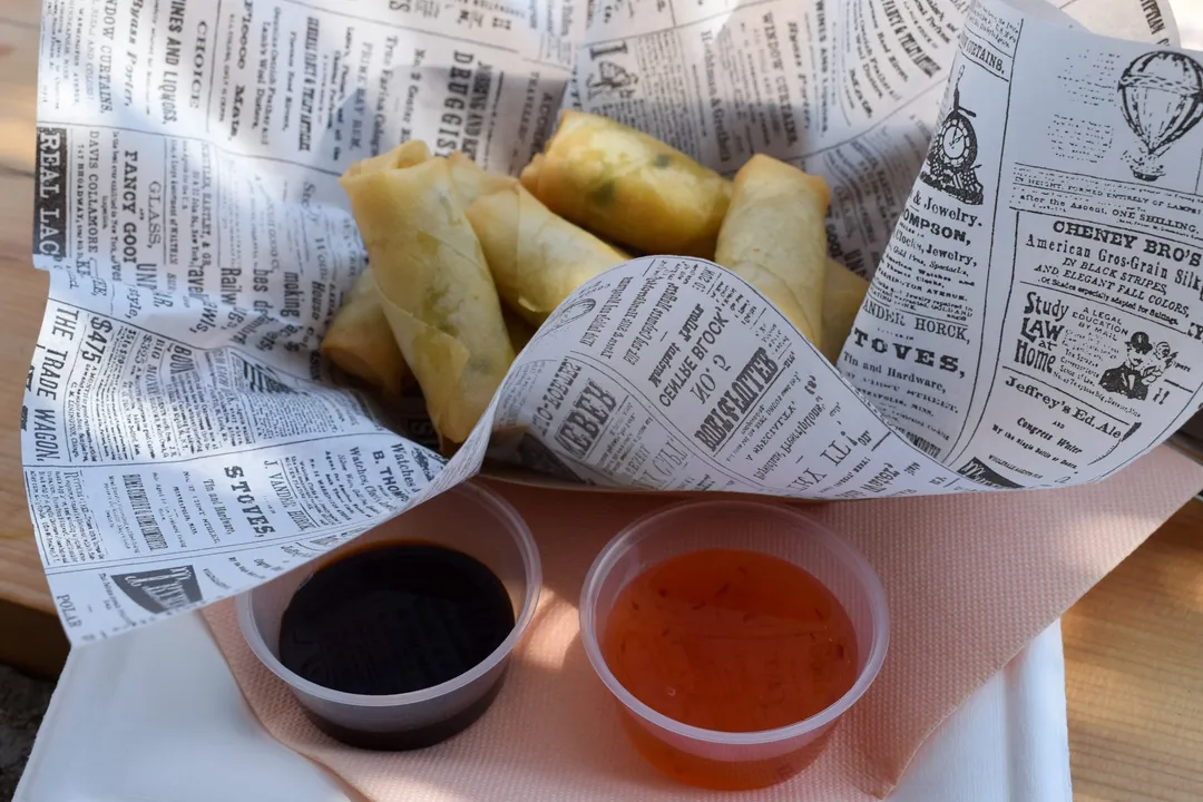 What is Dubrovnik famous for for food?, Seafood Supremacy