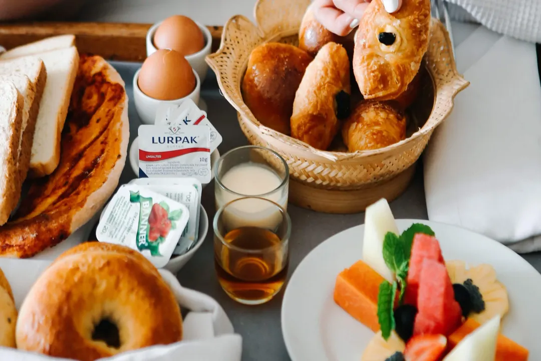 What is Ireland's national breakfast?, Cooking Technique and Presentation