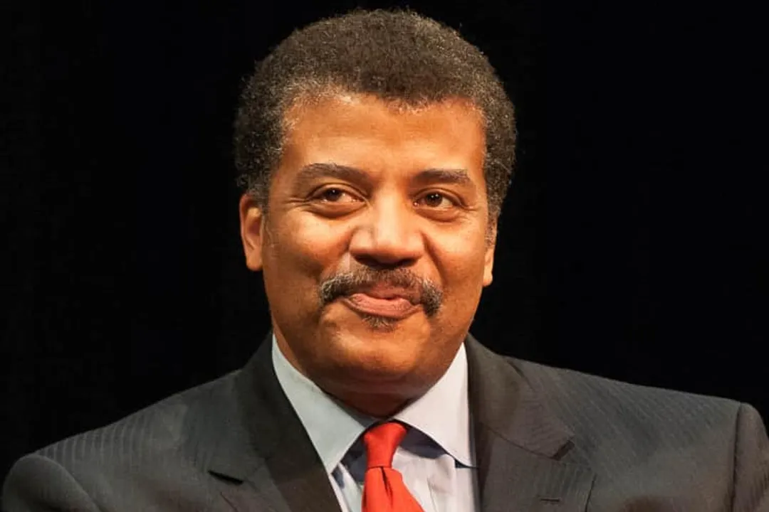 What is Neil deGrasse Tyson's IQ score?