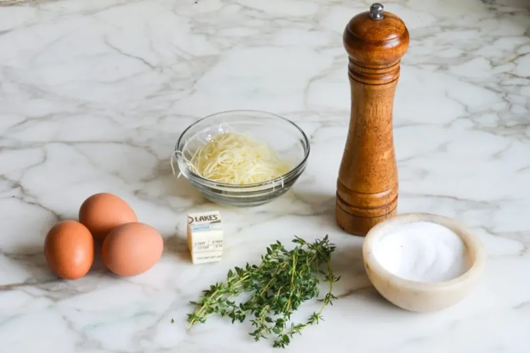 What is the secret to making a good omelette?, Pan Science