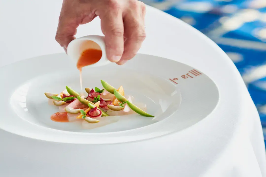 Who is the chef at Hotel de Paris Monte-Carlo?