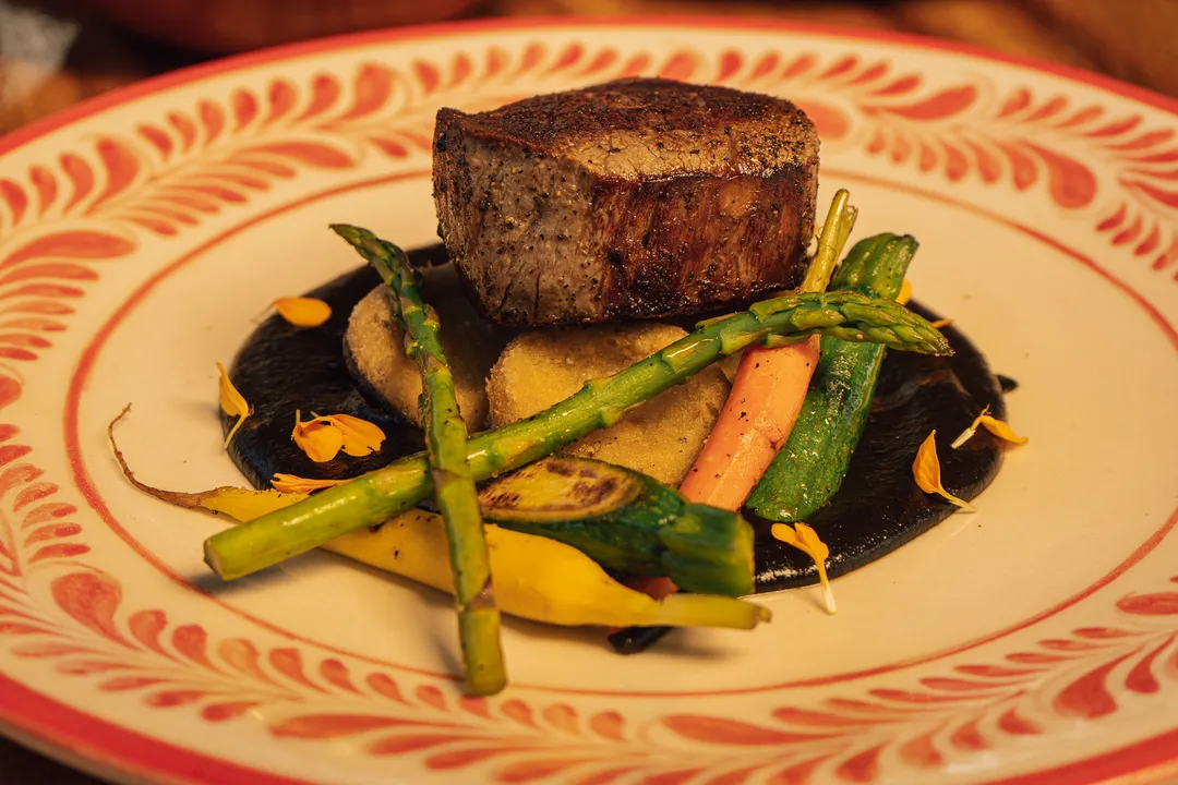 Why is mole important in Mexican culture?, Laboriosidad Artística