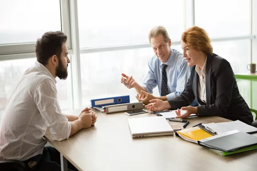 How Do HR Salaries Grow?, Specialization Payoff