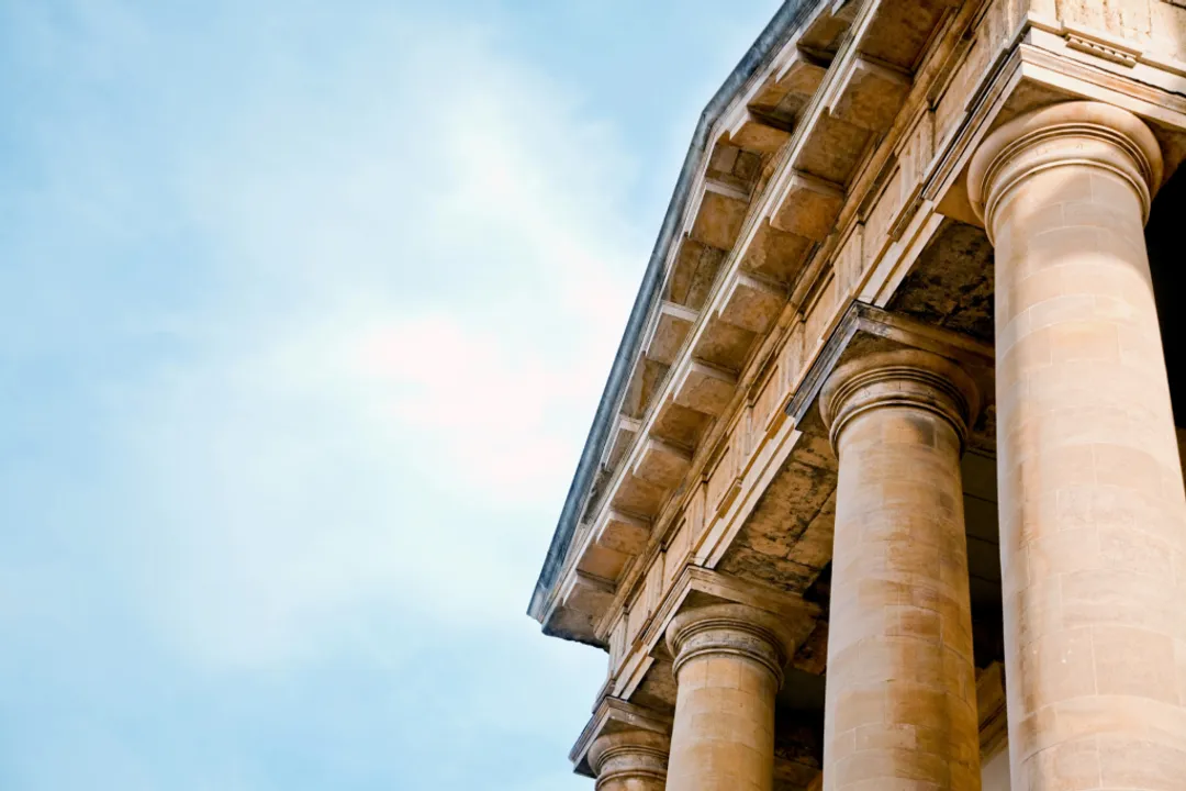 How Do Legal Salaries Grow Over Time?