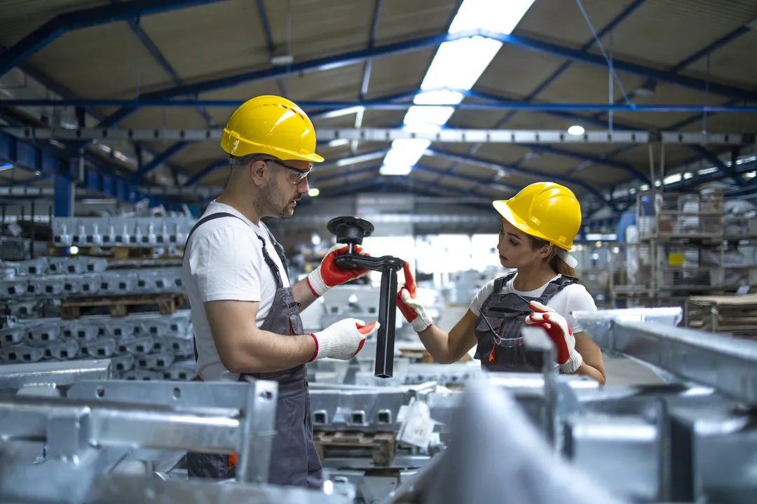 How Do You Switch Into Manufacturing Careers?