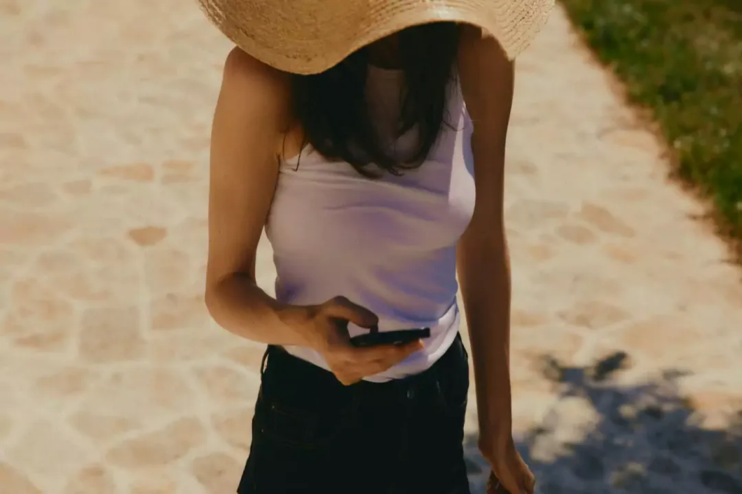 How does UK salary sacrifice work?