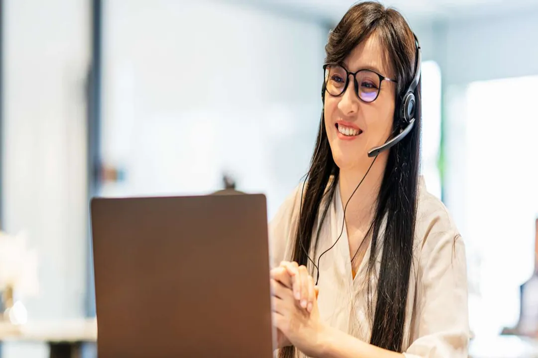 How Much Do Sales Professionals Earn?