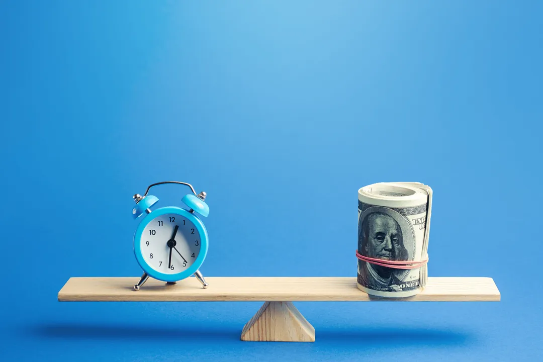 Is it legal to go from salary to hourly?, Overtime Rules