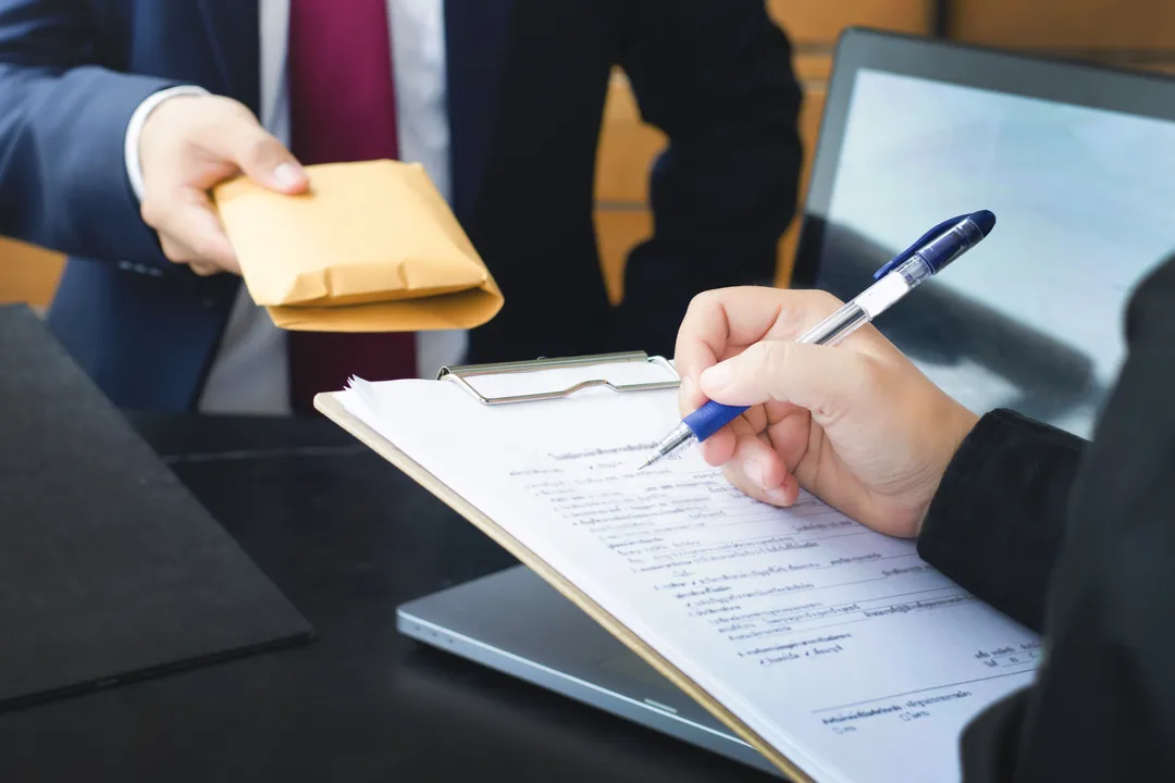 What Ethical Challenges Exist in Legal Jobs?, Managing Conflicts