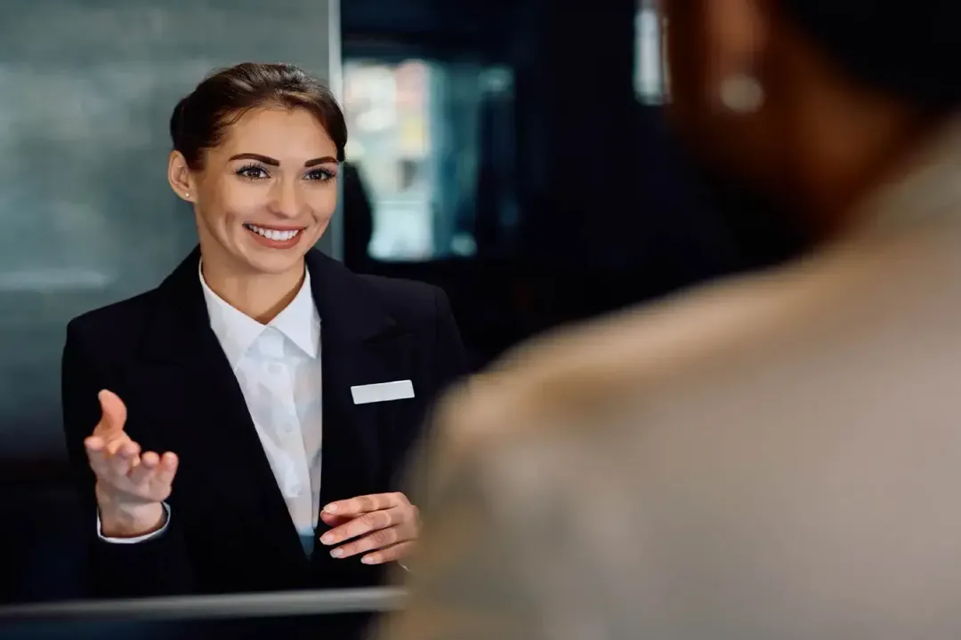 What Hospitality Roles Involve Customer Experience?, Service Divide