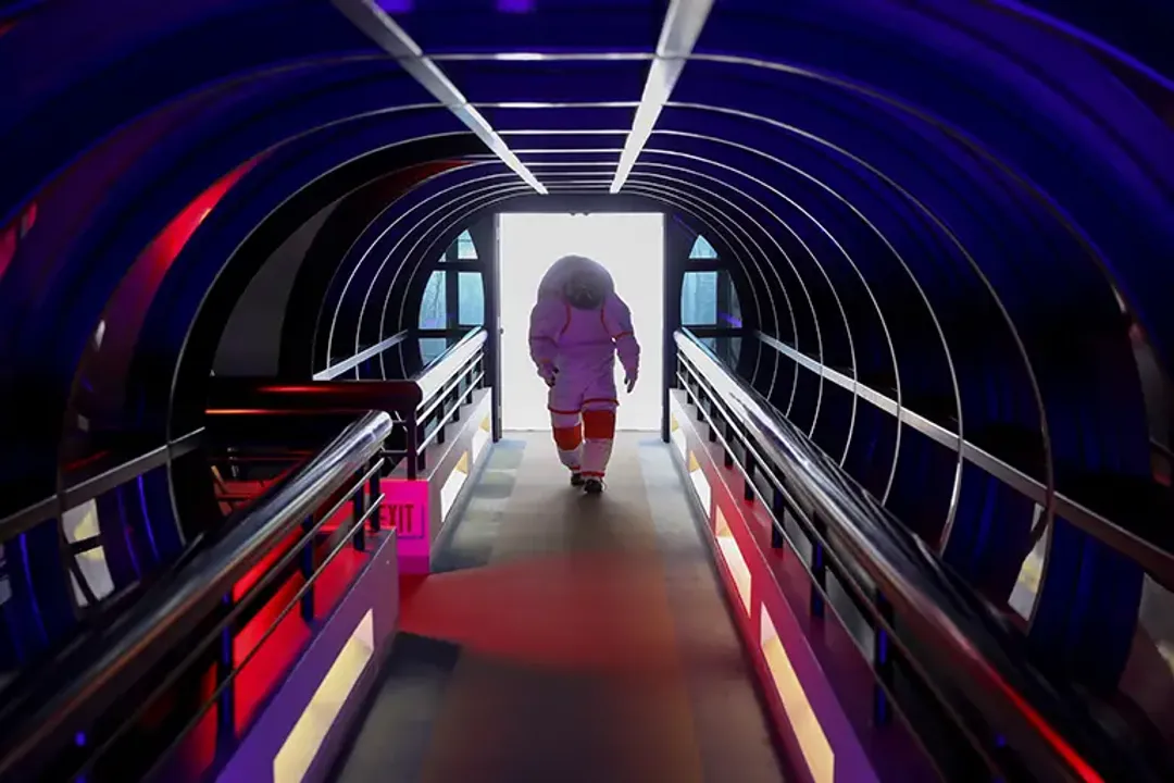 What jobs exist in space debris management?