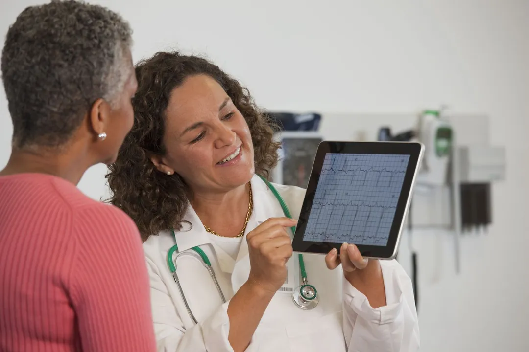 What jobs pay well for men?