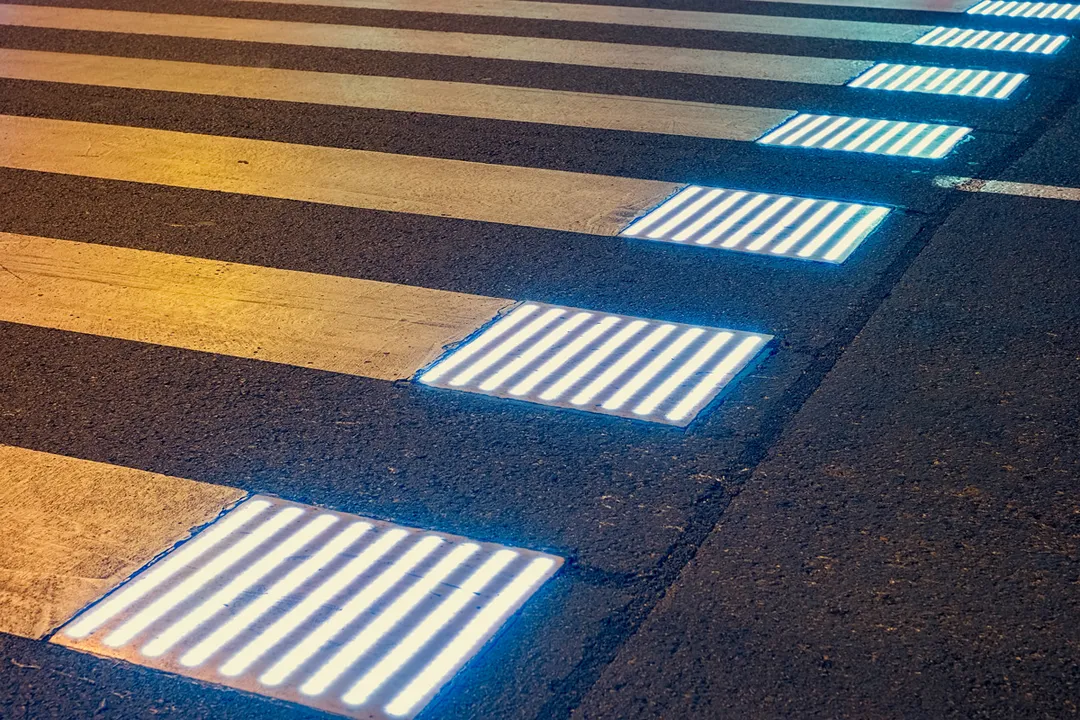 Who invented smart crosswalks?, Founding Lights
