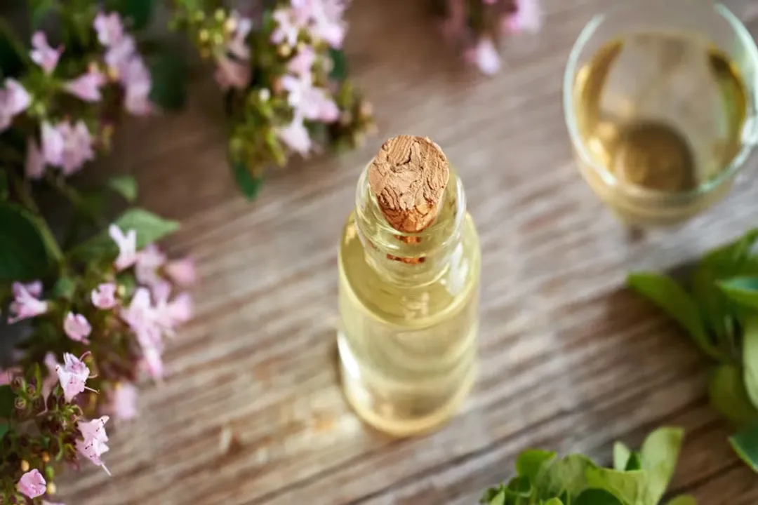 How do you use oregano medicinally?, Safety and Expert Considerations