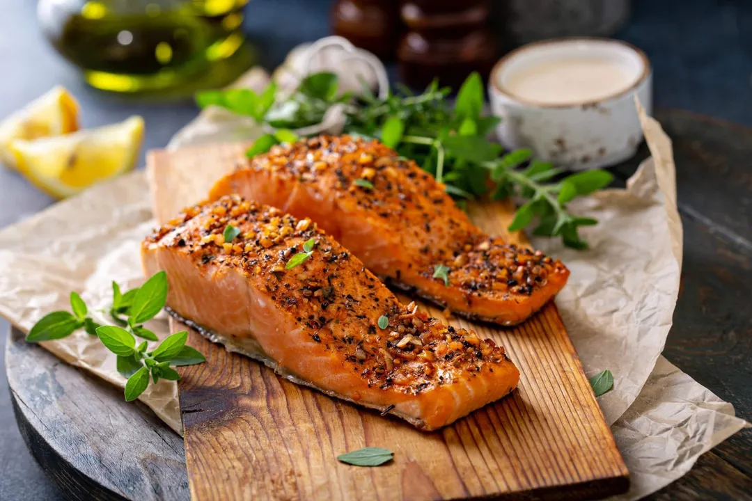 Is baked salmon healthy for weight loss?