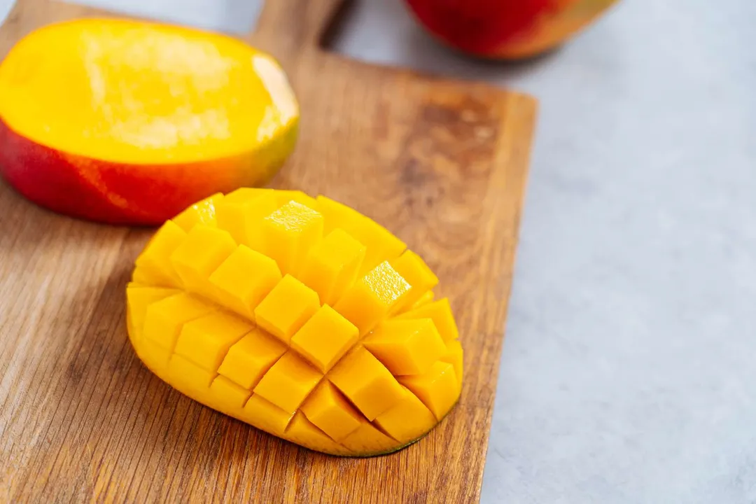 Is it good to be eating mango everyday?, Sugar Intake