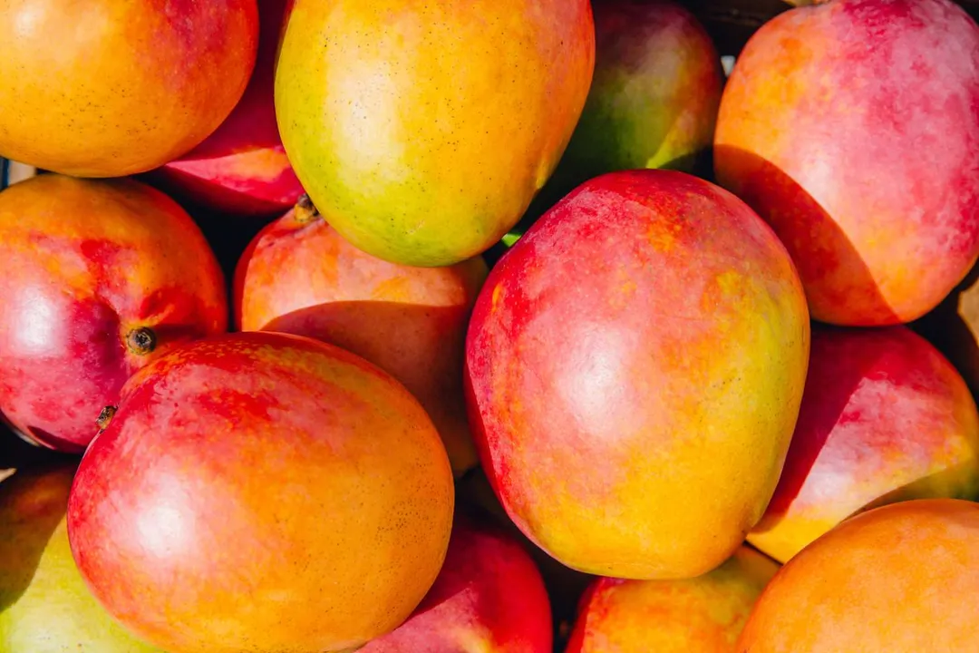Is it good to be eating mango everyday?, Key Nutrients