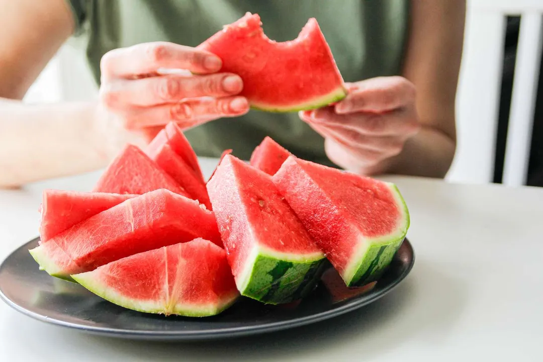 Is it healthy to eat melons every day?