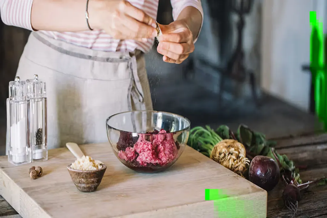 What are the side effects of nutmeg?, Kitchen Spice