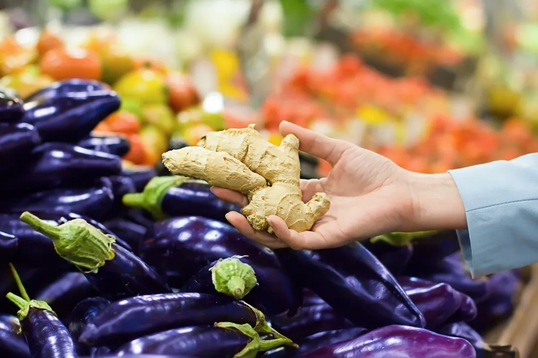 What are the side effects of red ginger?, Medication Interactions