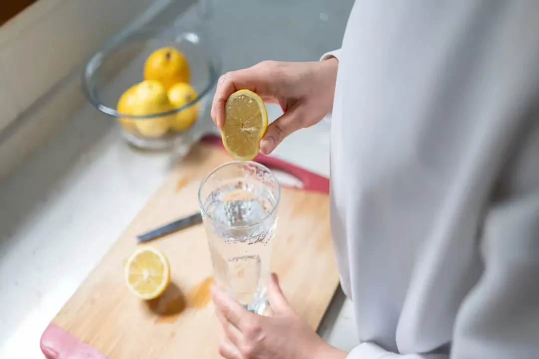 What happens if I eat lemon everyday?