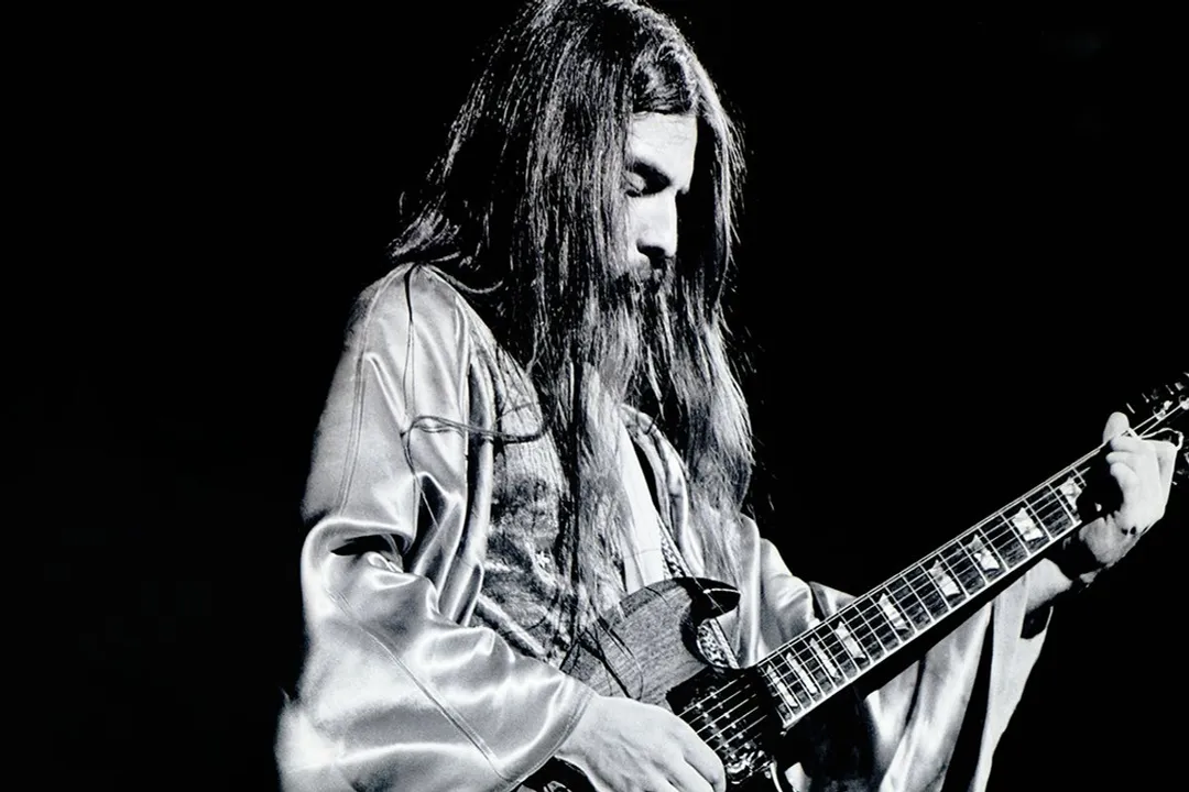 What medical condition does Frank Marino have?, Joint Crisis