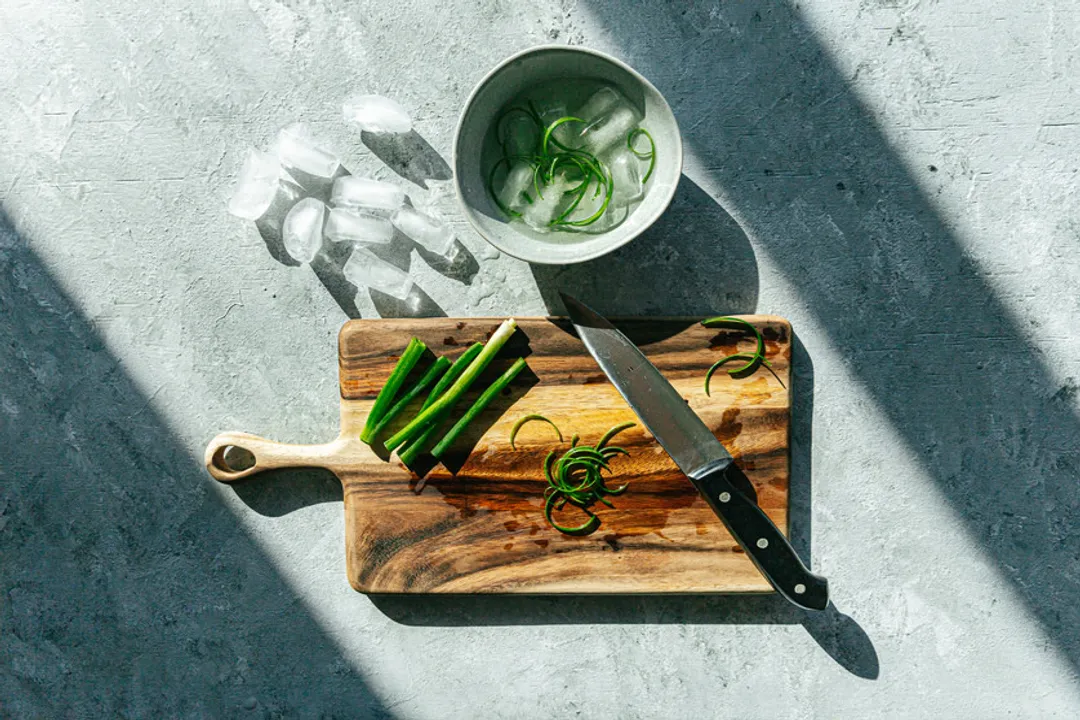 When should I drink onion water?, Preparation Considerations