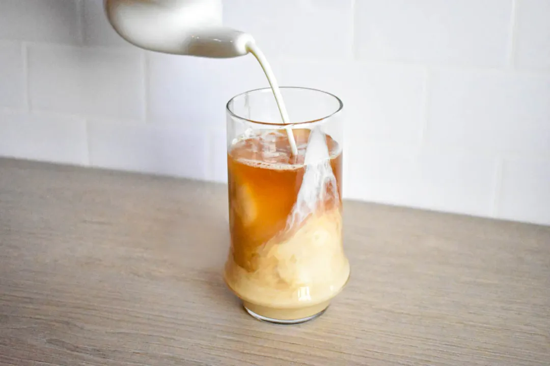 Who should not drink lavender tea?, Pregnancy Risks