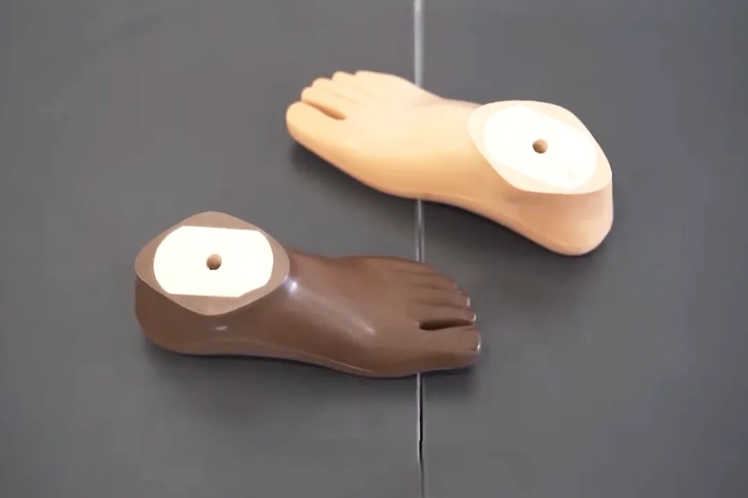 How does Jaipur Foot compare to other prosthetics?