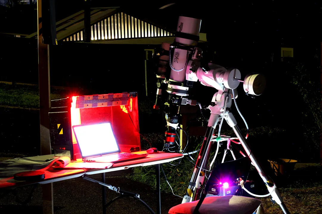 How far away is the Eskimo Nebula?, Observing Nebula