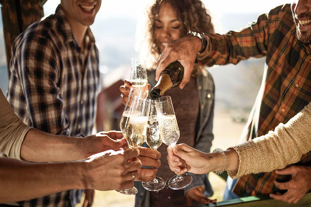 Is it healthy to drink sparkling wine?
