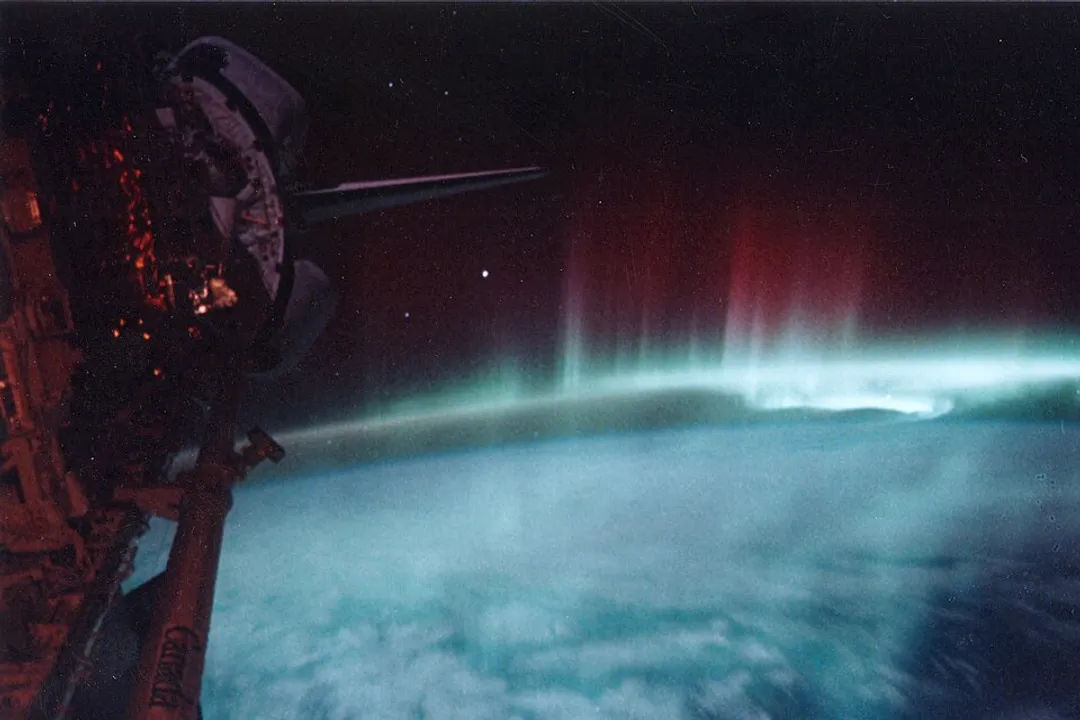Is spaceflight a word?, Linguistic Status