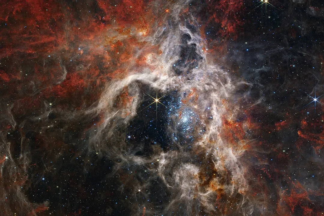 Is the Tarantula Nebula bigger than a galaxy?, Defining Nebulae