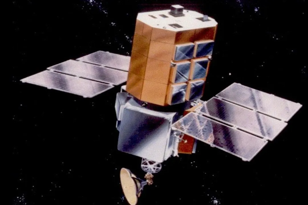 What do you call the environment in space?, Thermal Extremes