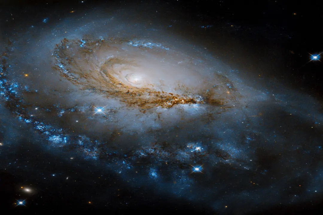 Why are far away galaxies red?